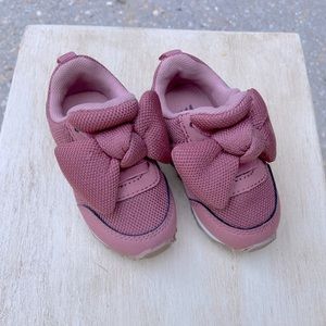 H&M Tennis Shoes with bow